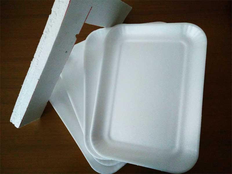 Il polistirolo va sempre buttato nella plastica?