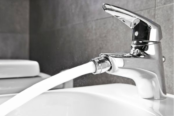 Come smontare il rubinetto del bidet